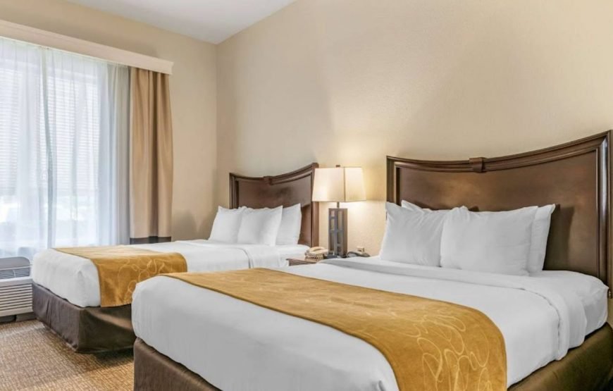 Comfort Suites Maingate East Orlando