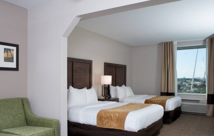 Comfort Suites Maingate East Orlando