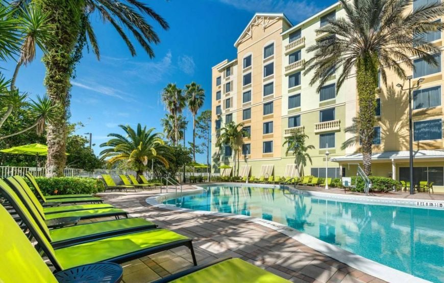 Comfort Suites Maingate East Orlando