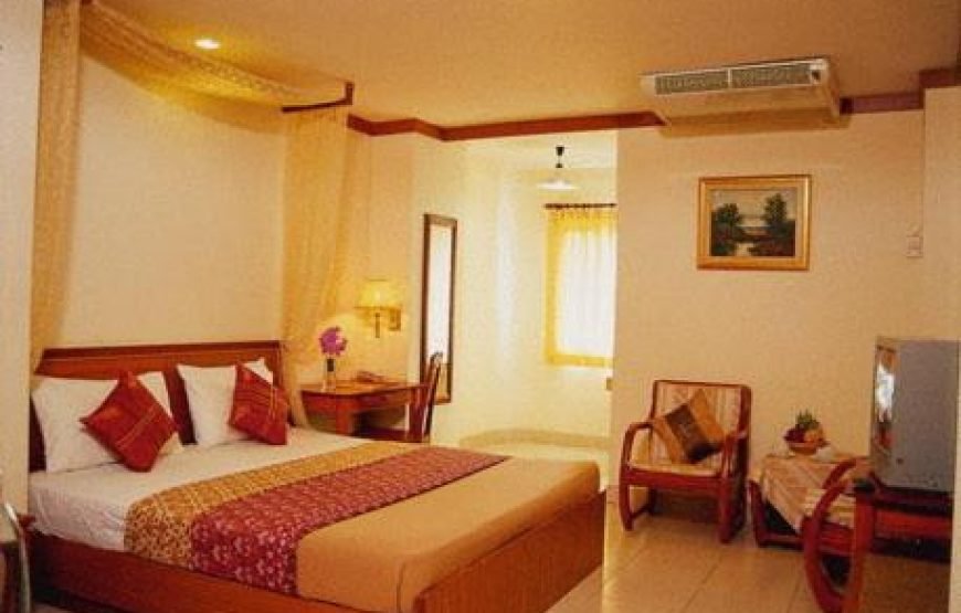 Howard Square Boutique Hotel