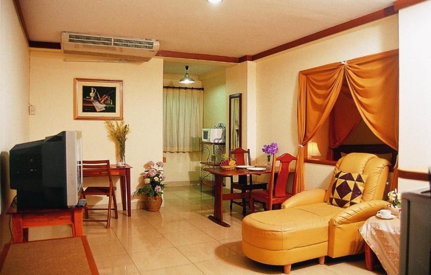 Howard Square Boutique Hotel