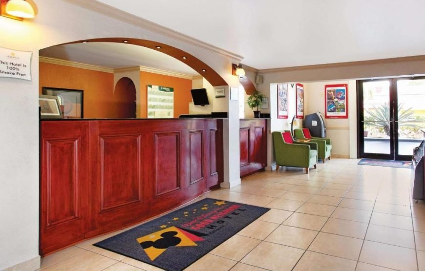 La Quinta Inn by Wyndham Orlando International Drive North