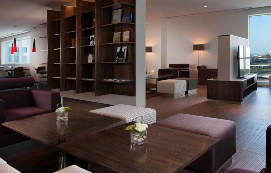 Pullman Dubai Jumeirah Lakes Towers