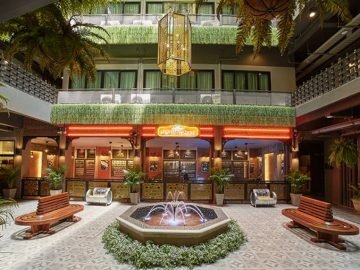 W22 by Burasari, All Inclusive Bangkok Holiday