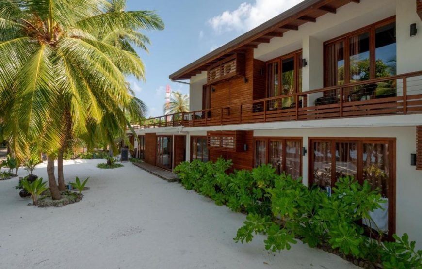 Aveyla Manta Village Maldives