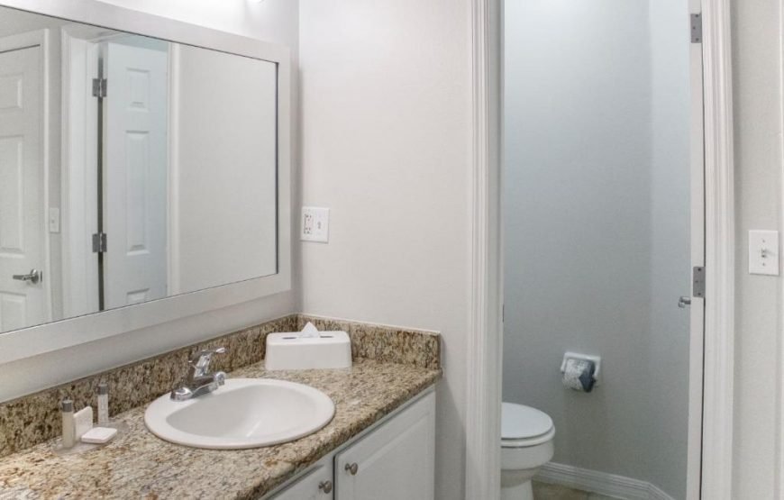 Barefoot’n Resort, Orlando