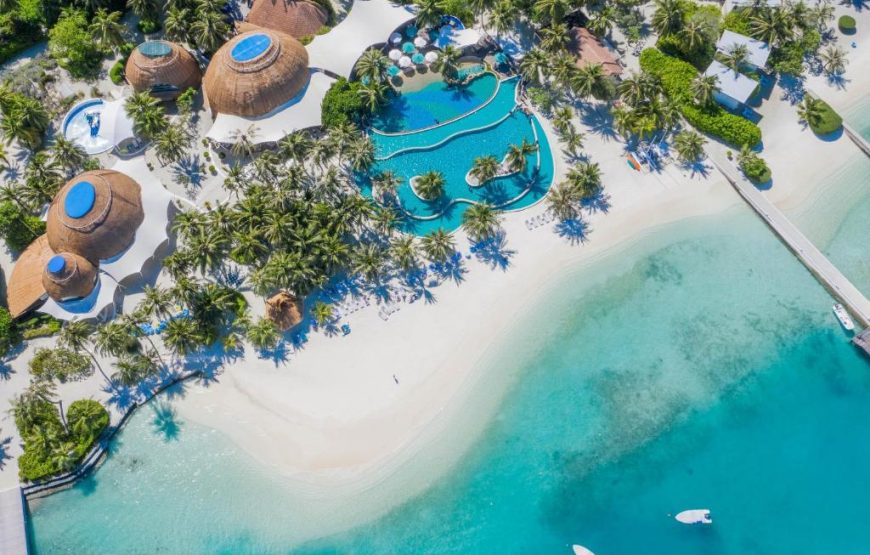 Holiday Inn Resort Kandooma Maldives