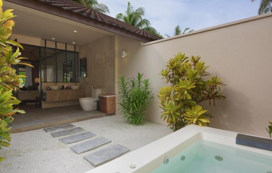 Lily Beach Resort and Spa Maldives