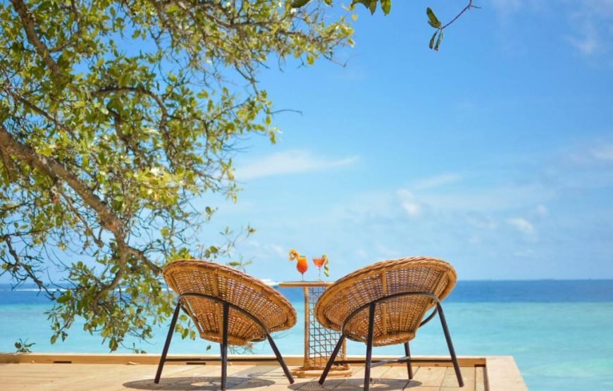 Malahini Kuda Bandos Resort Maldives