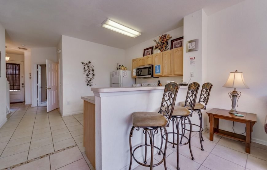 Neil’s Windsor Hills Townhouse, Orlando