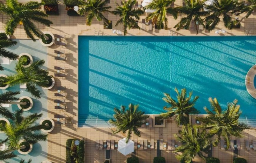 Four Seasons Hotel Miami