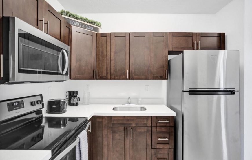 Renzzi Wynwood Apartments