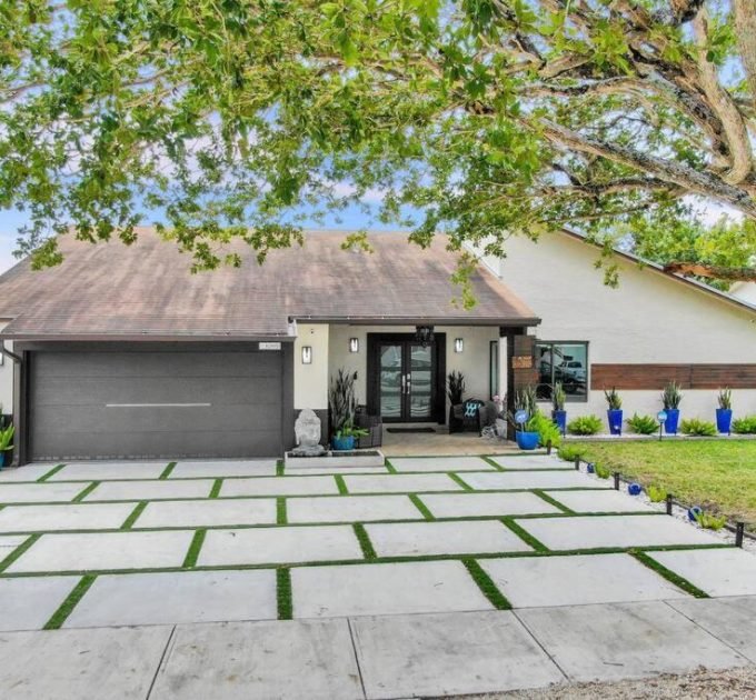 Holidays with Yeah in it!