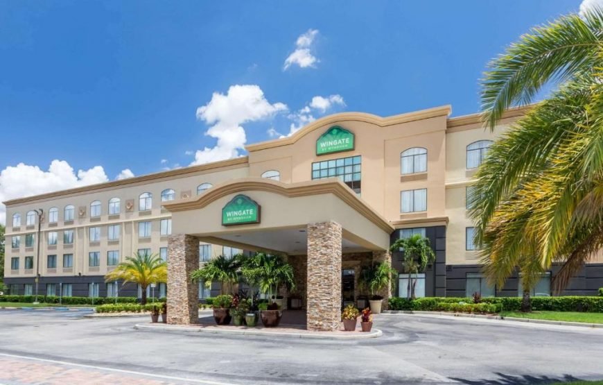 Wingate by Wyndham – Universal Studios and Convention Center