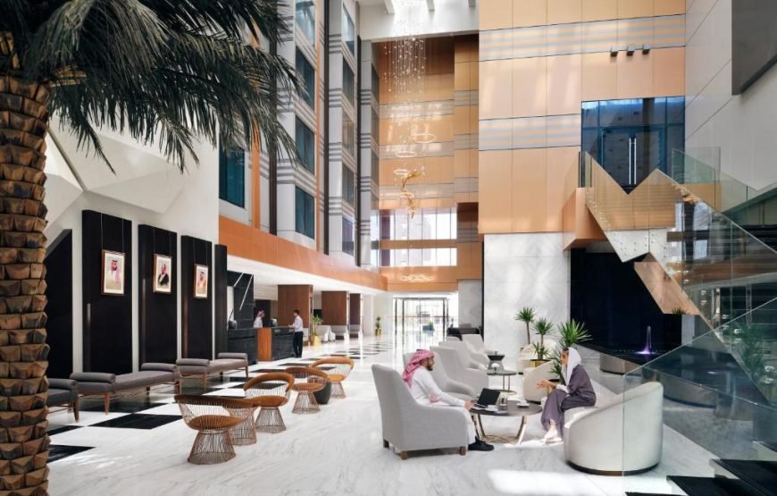 Crowne Plaza Hotel Riyadh Minhal, an IHG Hotel
