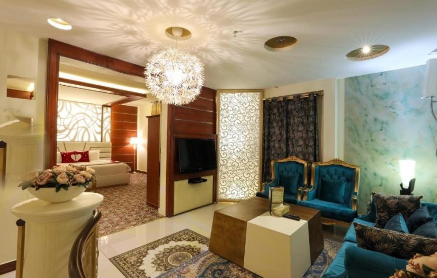 Meral Crown Hotel
