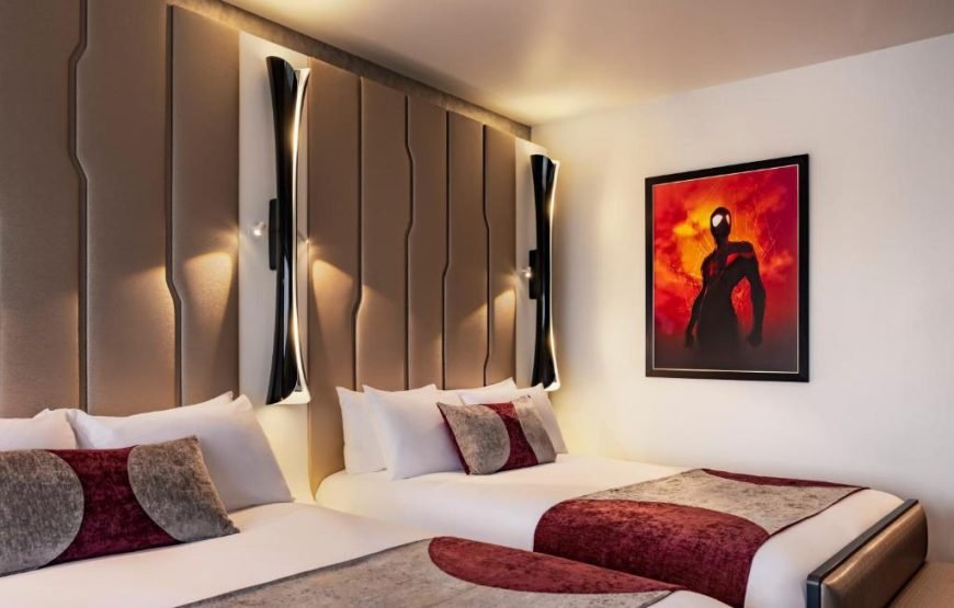 Disney Hotel New York – The Art of Marvel