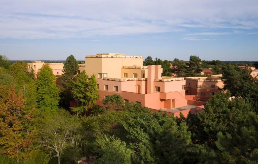 Disney Hotel Santa Fe